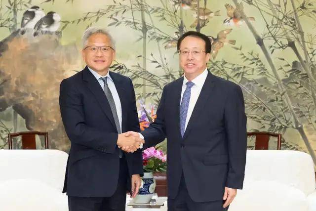 《诺兰德》大型夏季替换档上线 财政平台获变更